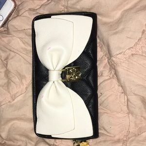 Betsey Johnson wallet